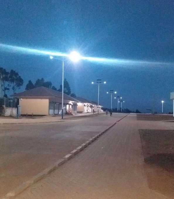 北碚区非洲科特迪瓦太阳能路灯工程